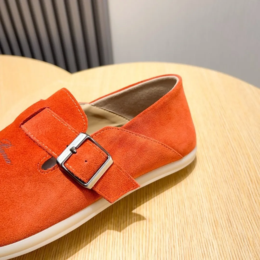 Factory price 420💰[loro piana] 2025 new moccasins, popular casual sneakers for street men. The shoes are made of first-layer suede leather uppers with rubber soles. They are classic. The complex craftsmanship and meticulous structure make the shoes light and soft, allowing you to walk comfortably and freely. Perfect for summer wear. Yardage: 38-45.